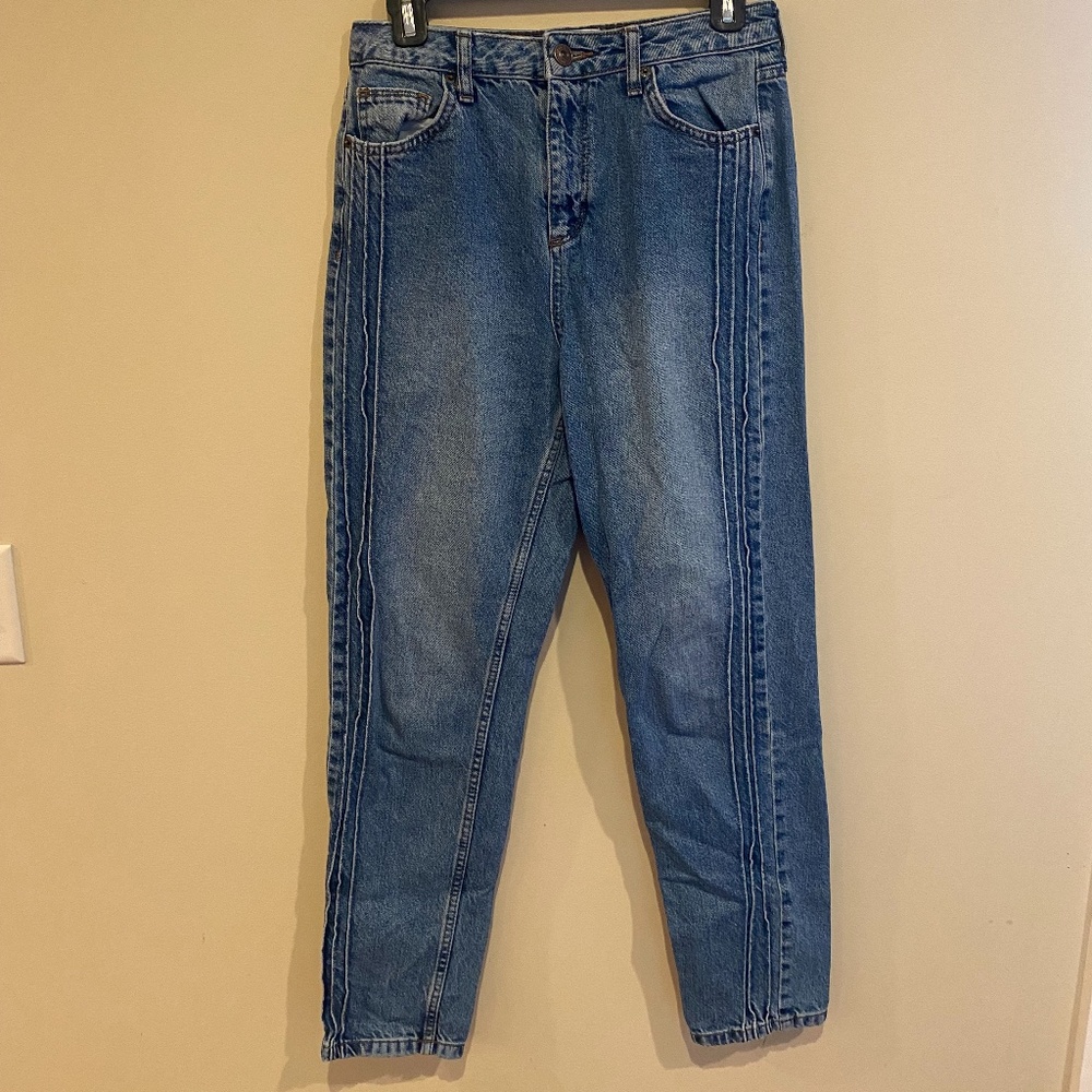 UO Mom Jeans